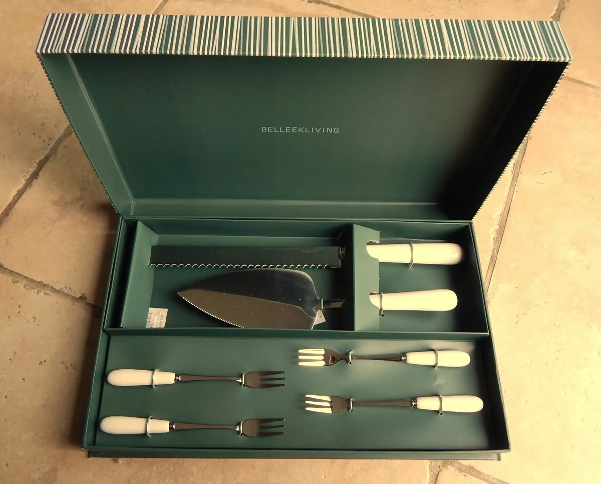 BELLEEKLIVING  Erne Pastry Set, New - Image 1