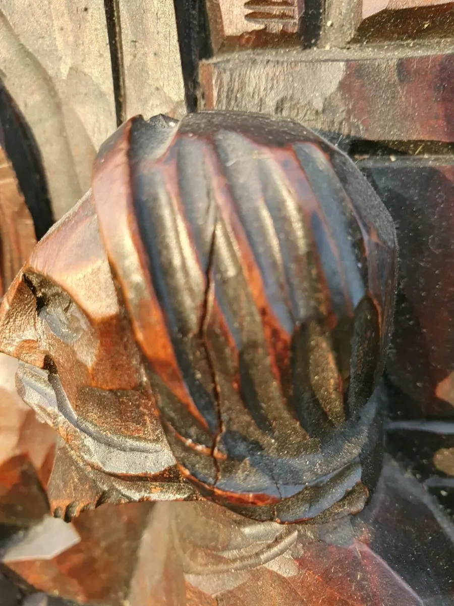 Vintage St Benedict wood carving - Image 2