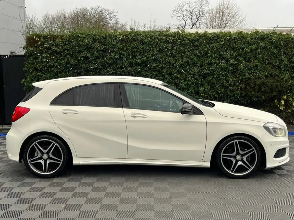 Mercedes-Benz A-Class A180 AMG-LINE 1.6 // SERVICE - Image 2
