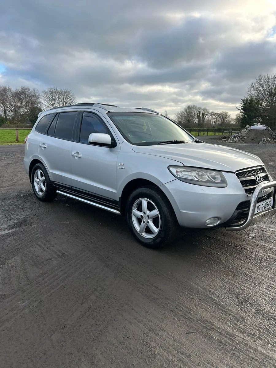 Hyundai Santa Fe - Image 1