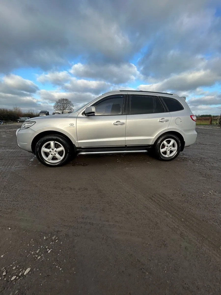 Hyundai Santa Fe - Image 3