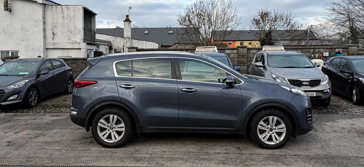 Kia Sportage 1.7 Nct&Tax - Image 2