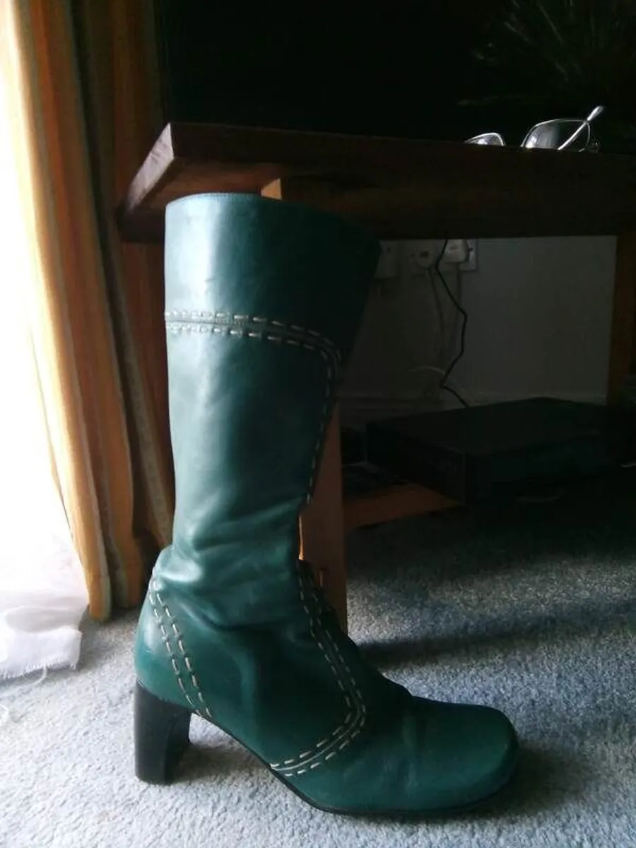 Vintage leather boots - Image 3