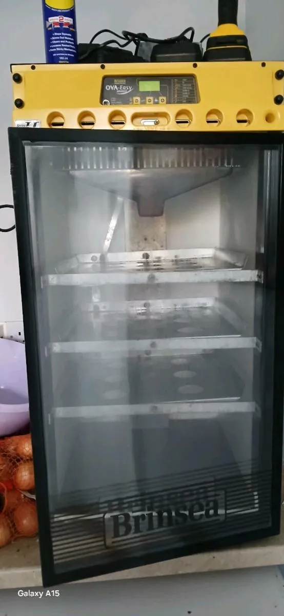 Brinsea Incubator ova Easy 190 - Image 2