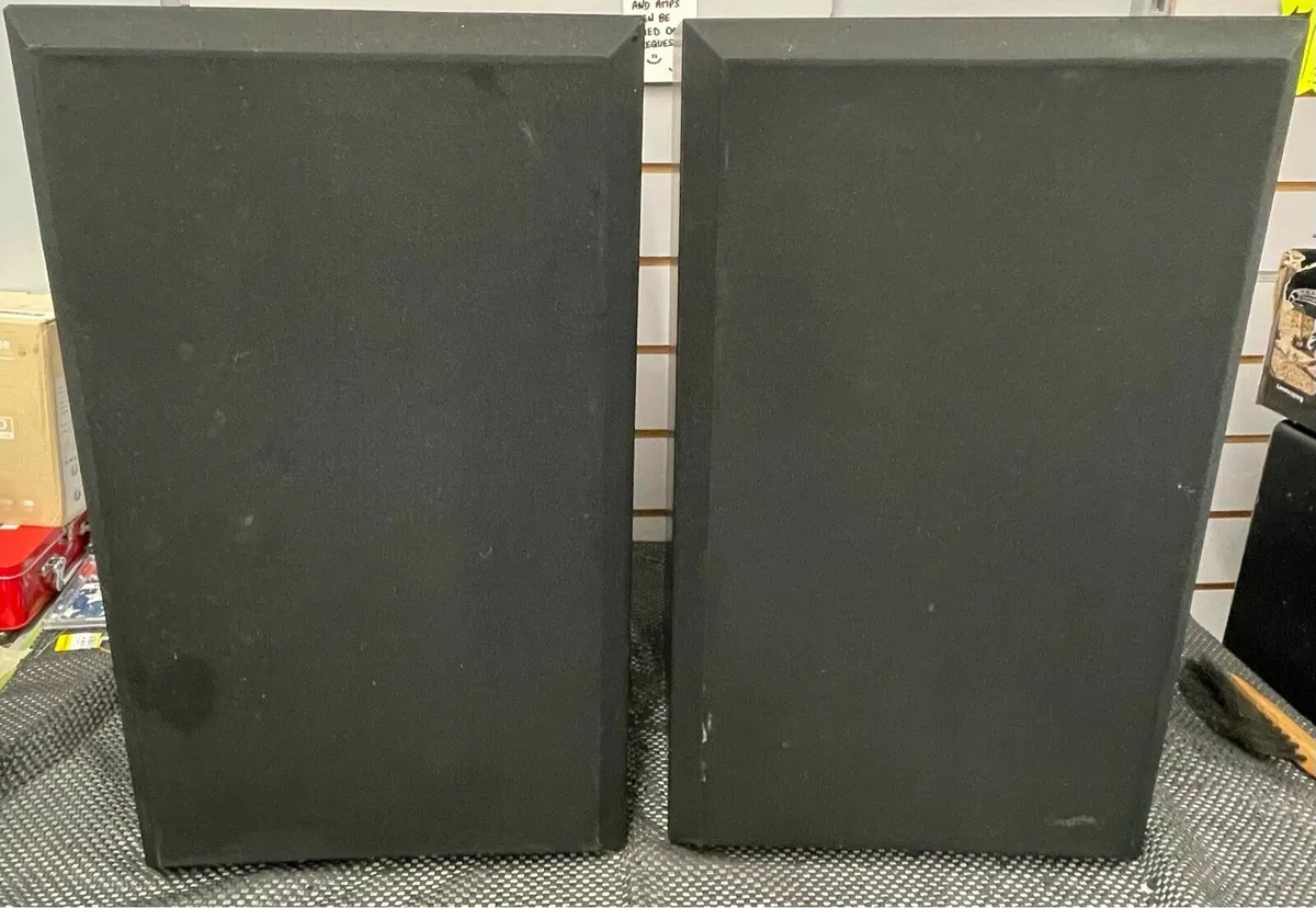 Bose 4000 Pair - Image 1