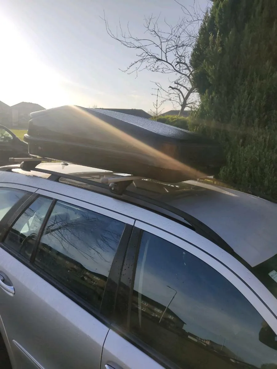 Roof Box - Image 2