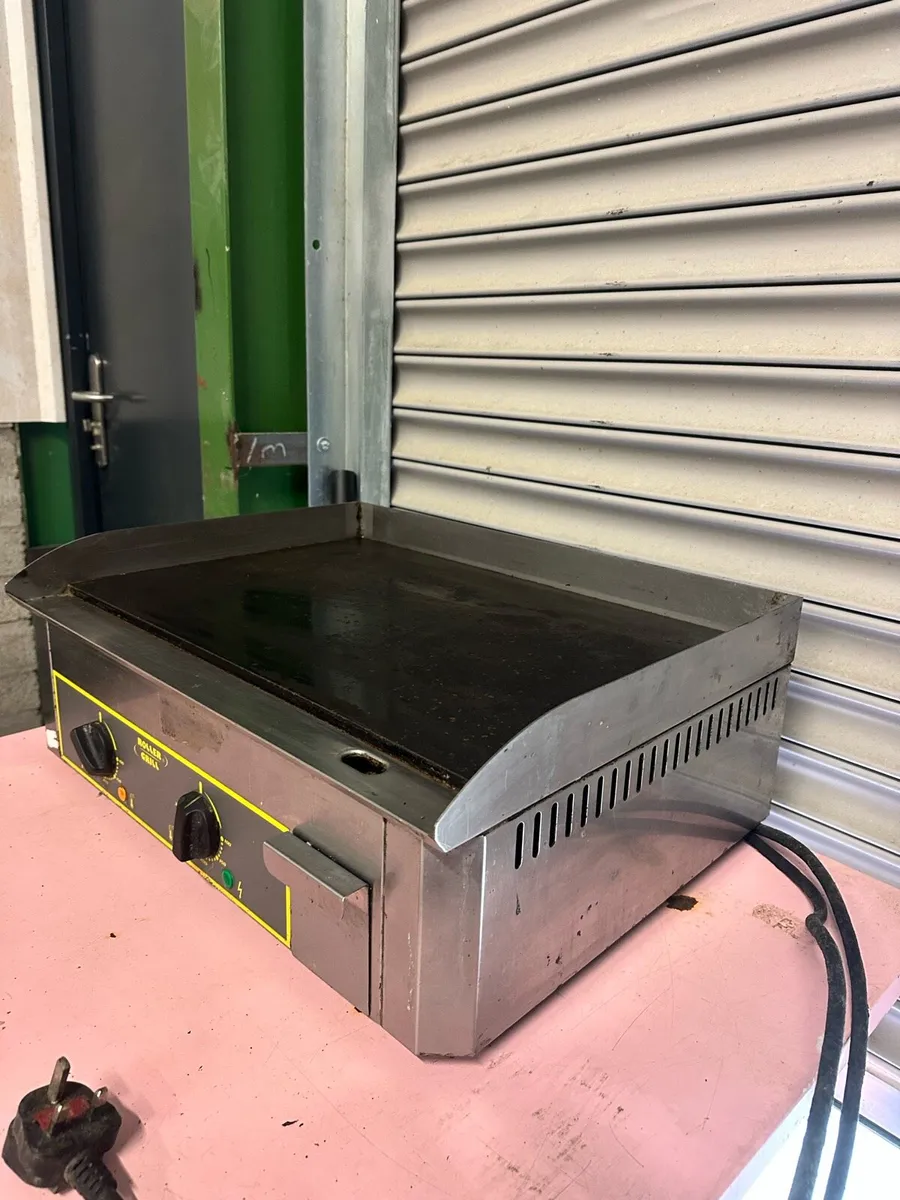 Commercial Grill - Image 2