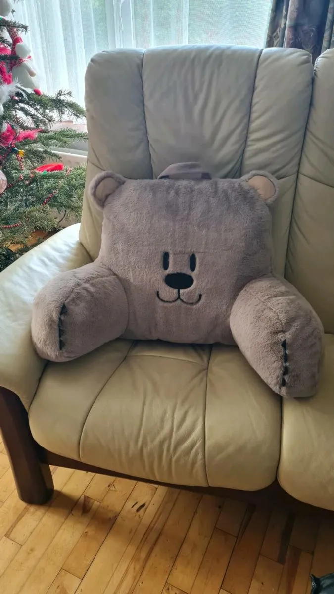 Cuddle Chair - Image 1