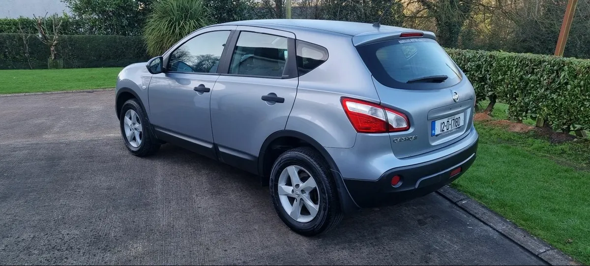 12 Nissan Qashqai 1.5 DCi NCT +Taxed - Image 3