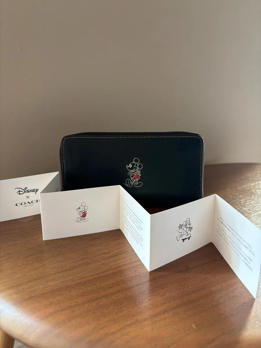 Coach Wallet - Image 4