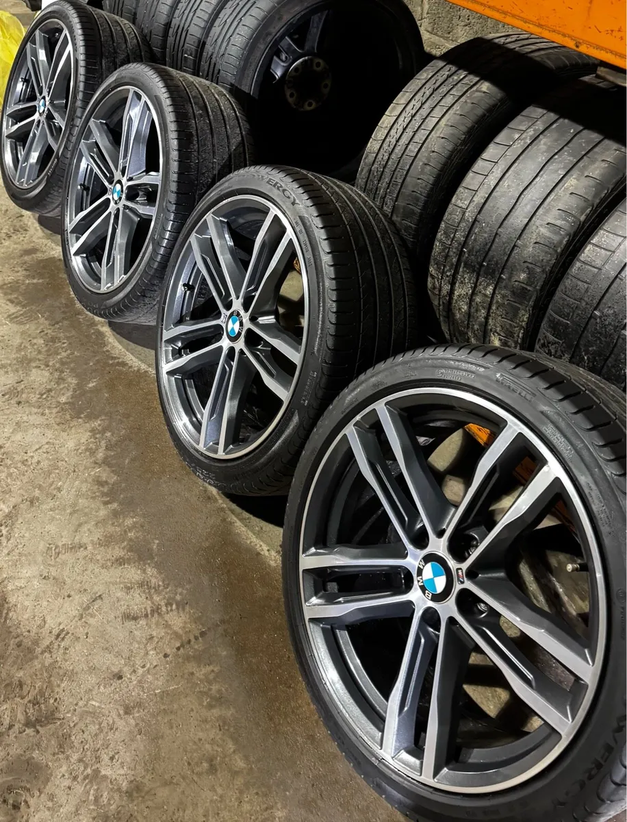 19” 5/120 Genuine BMW MSport Alloys - Image 1