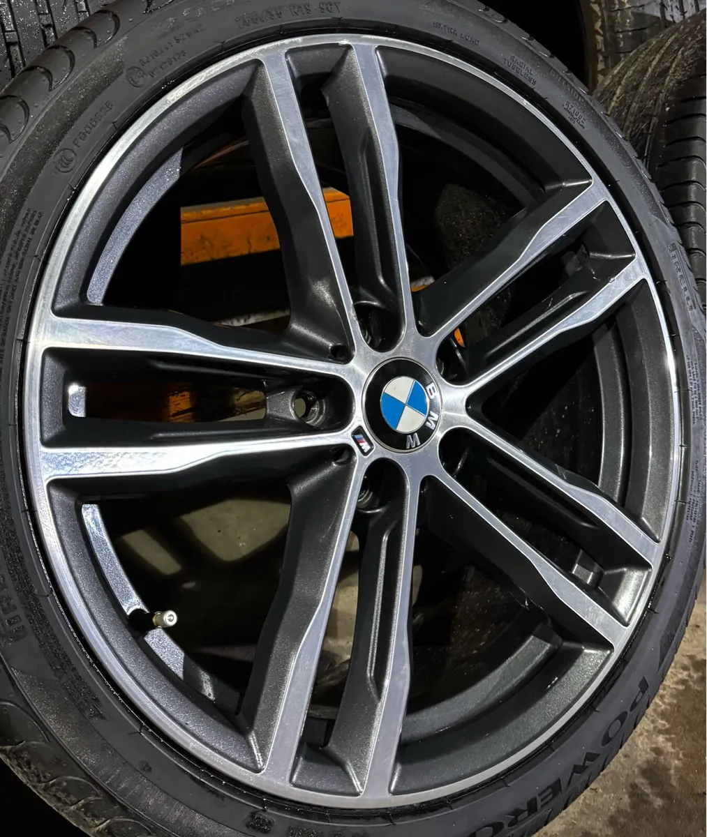 19” 5/120 Genuine BMW MSport Alloys - Image 3