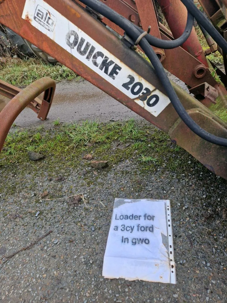 Front loader - Image 3