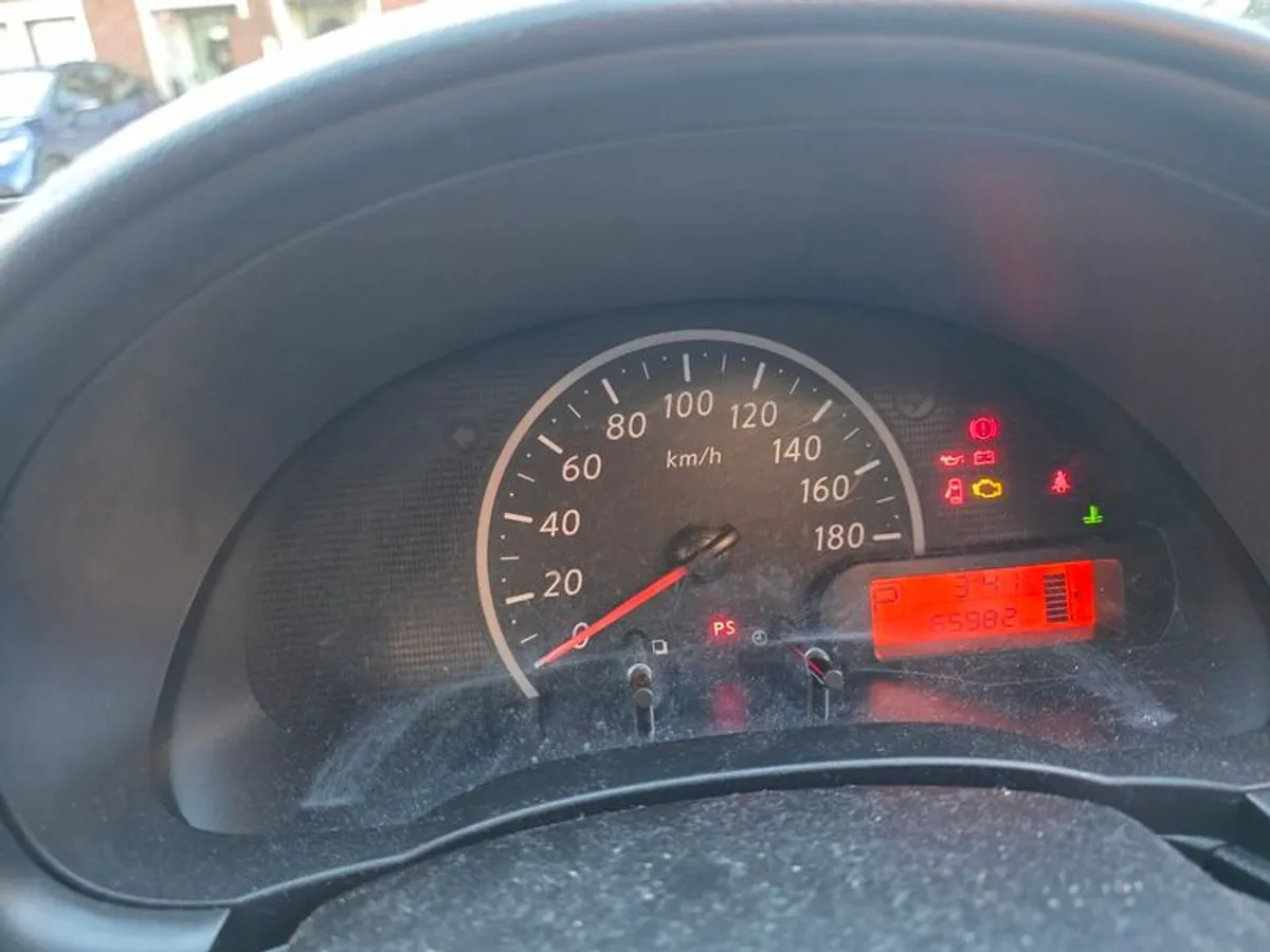 2017 Nissan Micra - Image 3