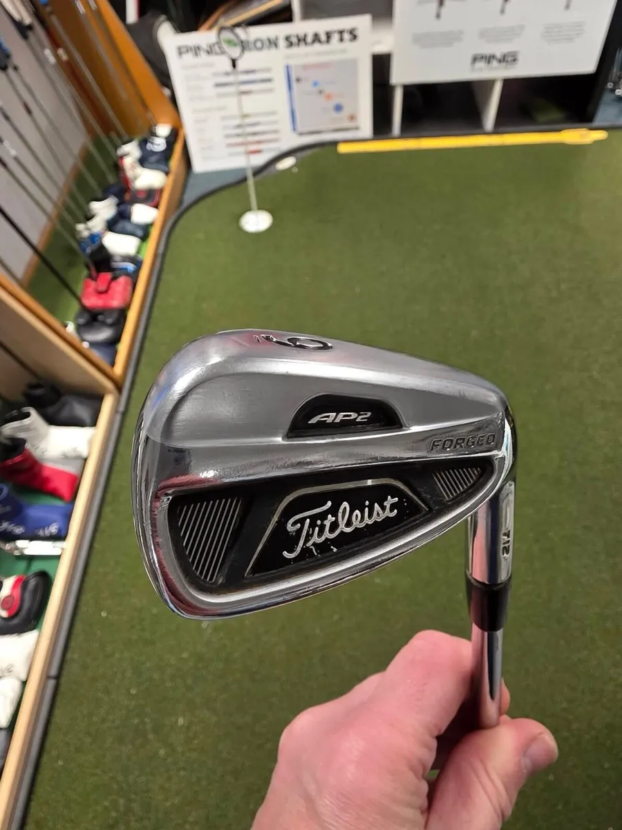 Titleist Ap2 712 Forged Irons - Image 2