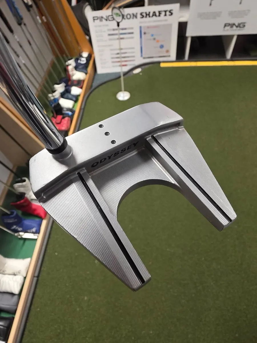Odyssey White Hot Og 7 Putter - Image 2