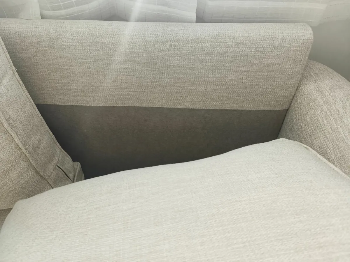 Sofa 2 seater brand new - Image 3