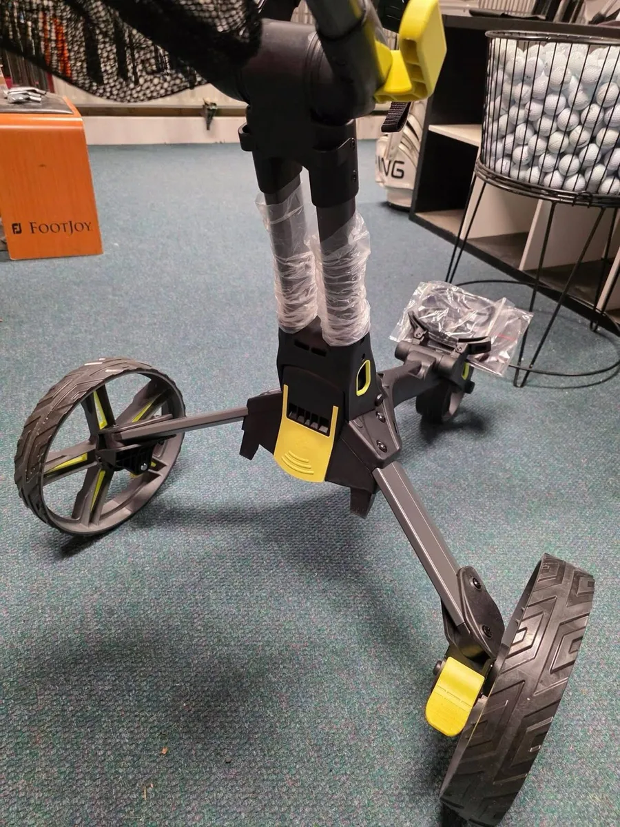Brand New Motorcaddy QB2 2 Push Trolley - Image 2