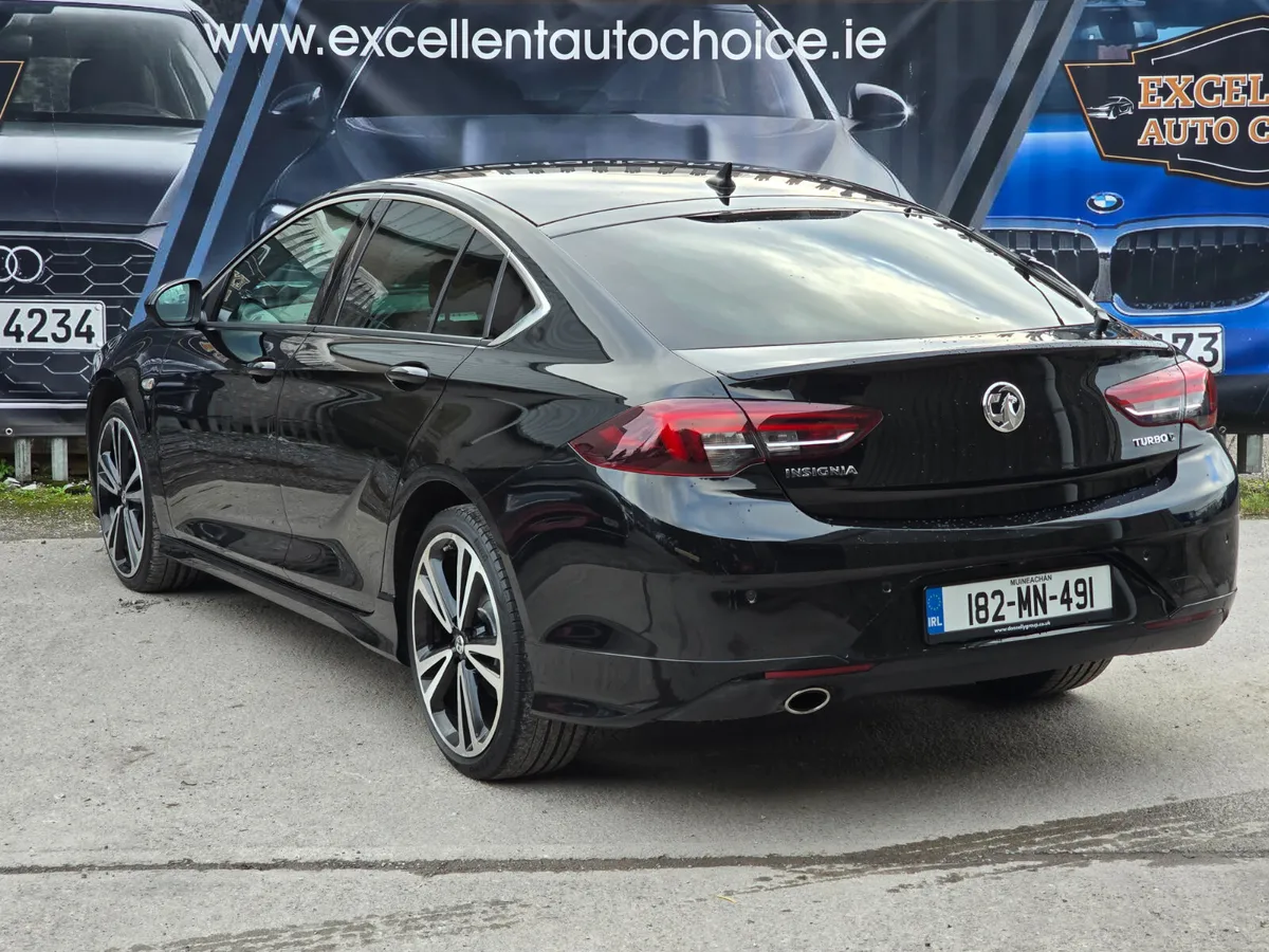 Vauxhall Insignia 2018 SRI 2.0 AUTO HIGH SPEC. - Image 4