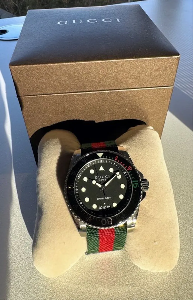 Gucci Dive Watch 200m - Image 1