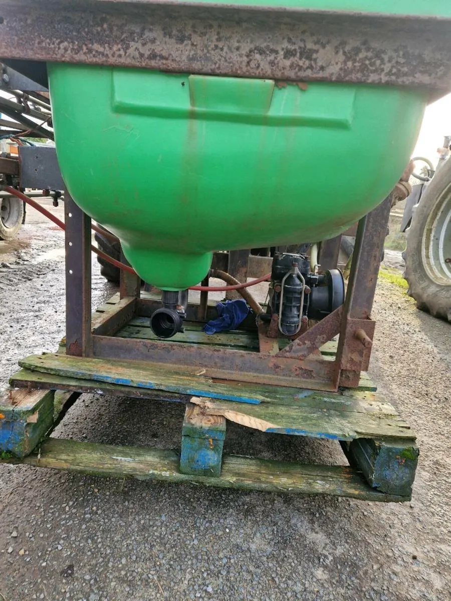 Sprayer - Image 4