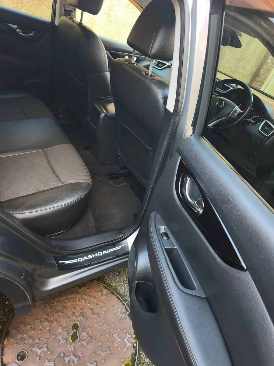 Nissan Qashqai 2015 - Image 2
