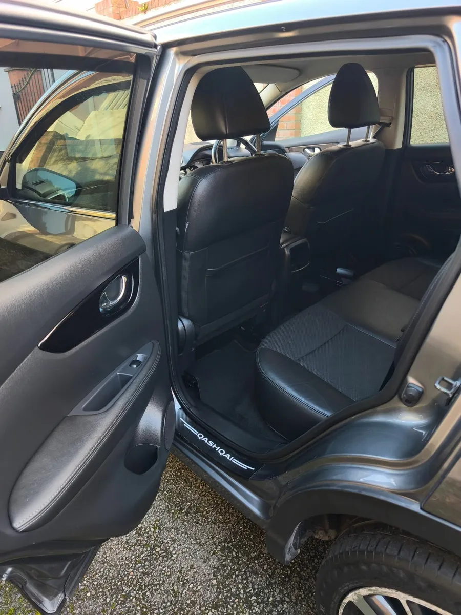 Nissan Qashqai 2015 - Image 3