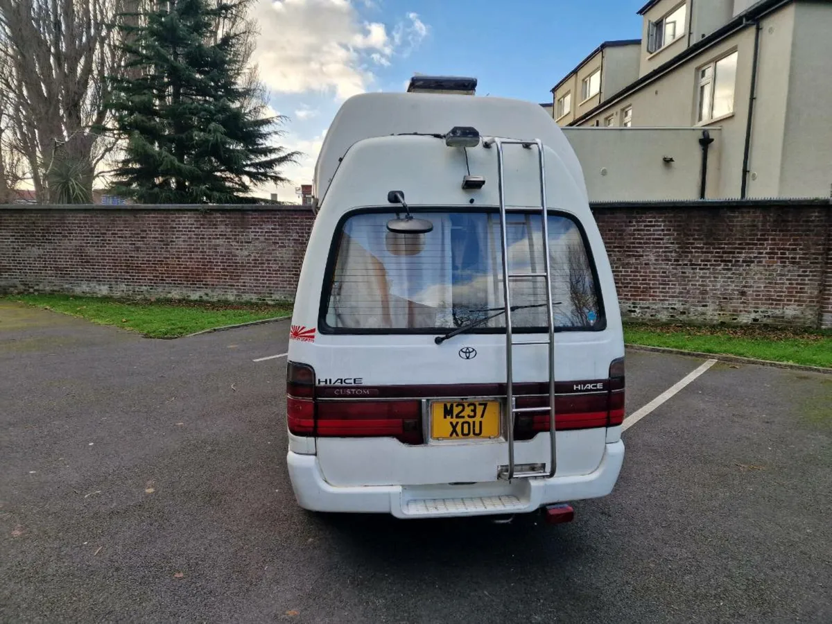 Toyota Hiace campervan - Image 4
