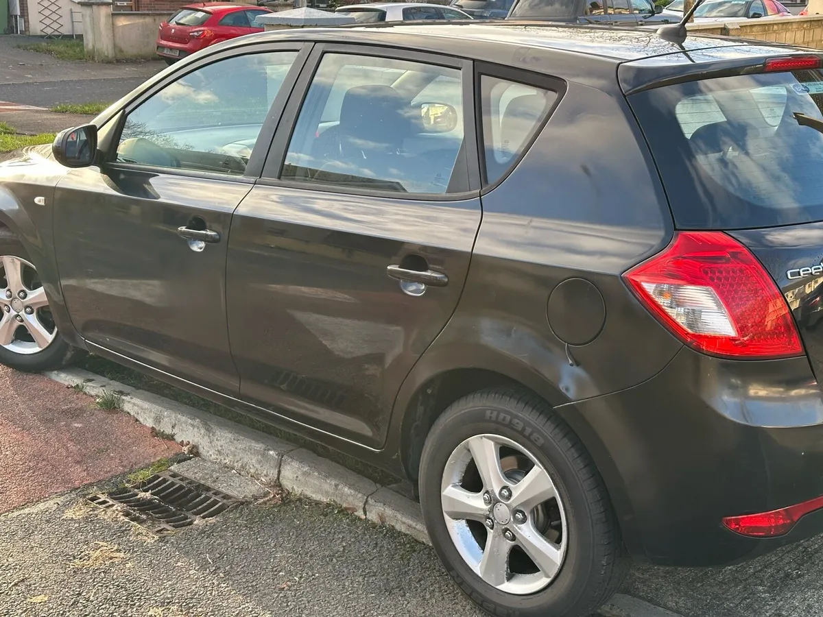 2010 Kia ceed 1.6d NCT AND TAX - Image 3