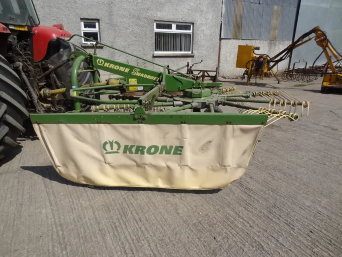 Krone Swadro 38 Single Rotor Rake - Image 2