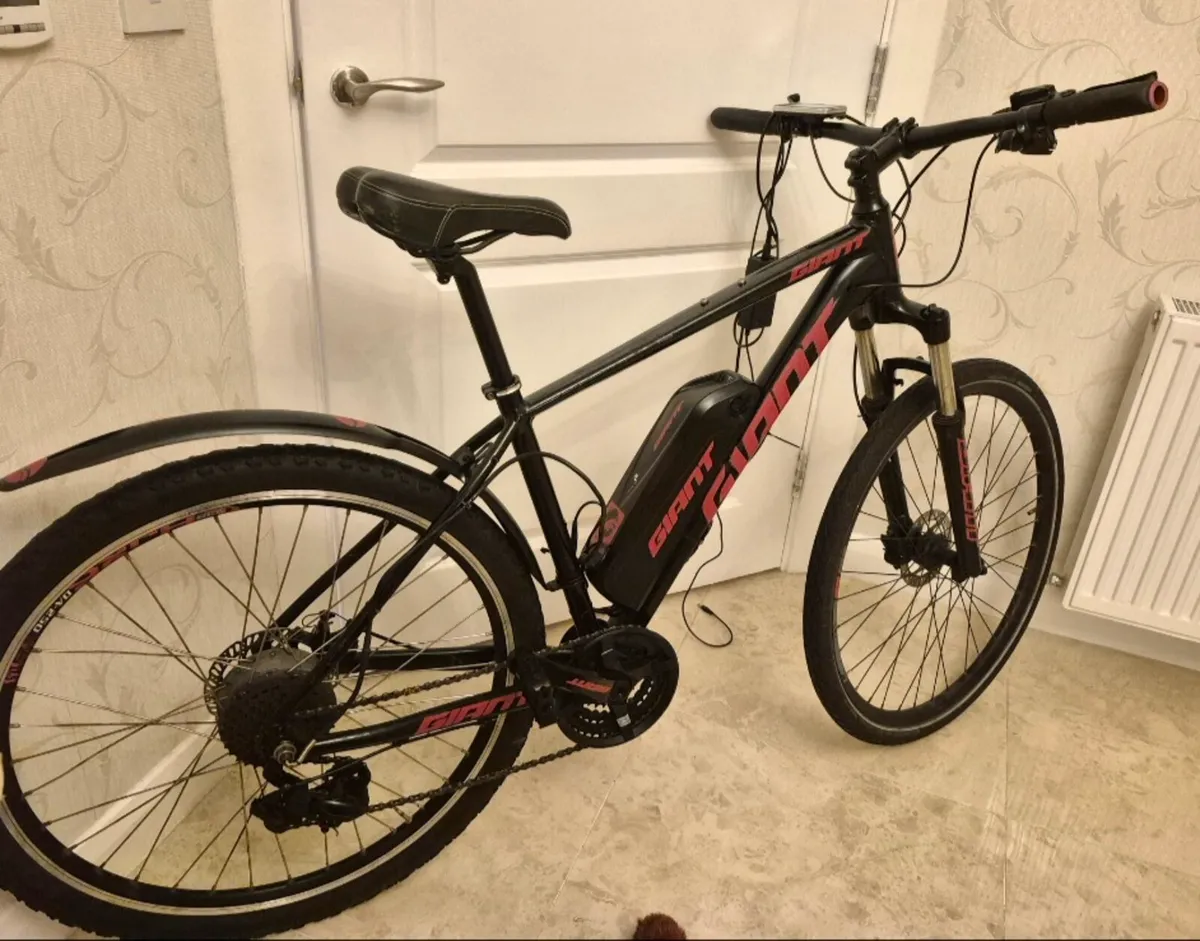 GIANT ATX ELECTRIC BIKE BRAKES AND GEARS WILL NEED - Image 1