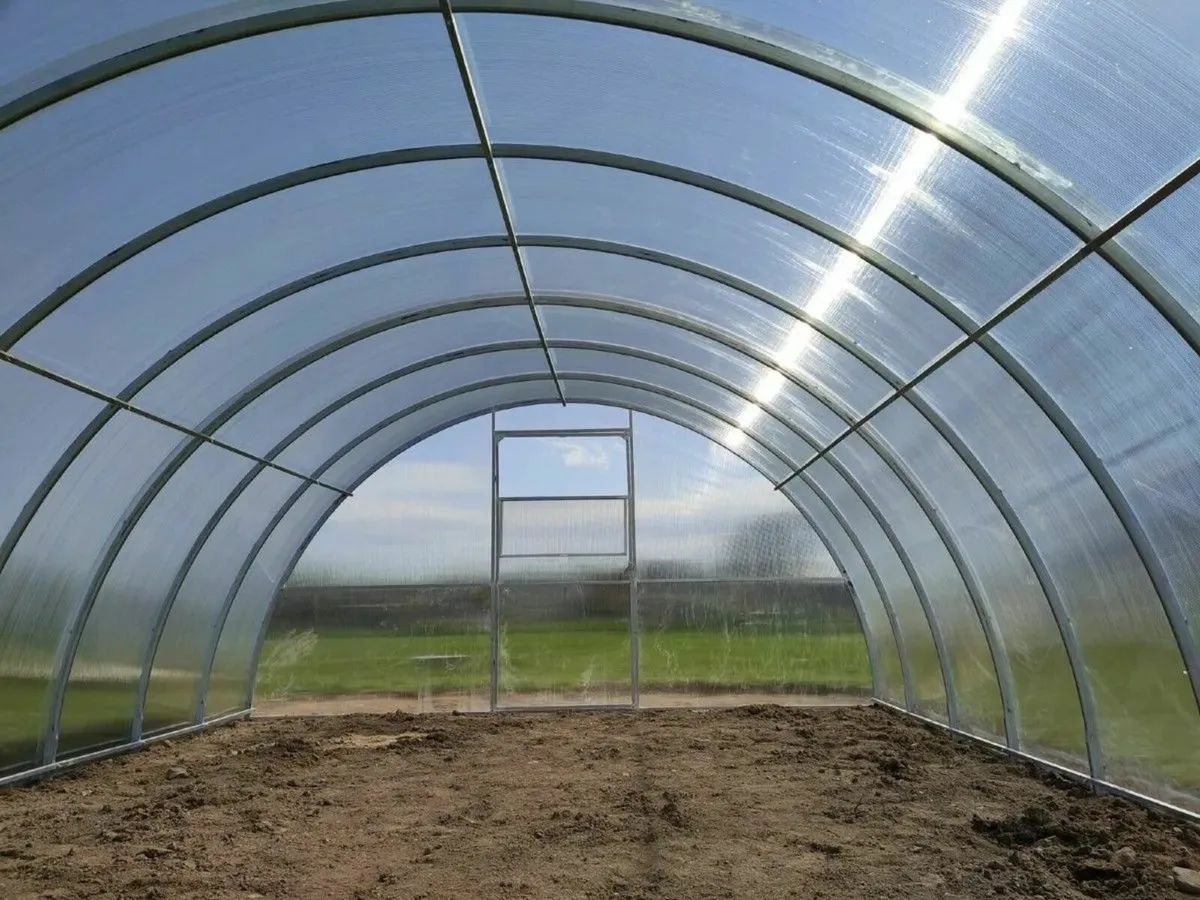 SALE - TITAN 4 Polycarbonate Greenhouse/Polytunnel - Image 2
