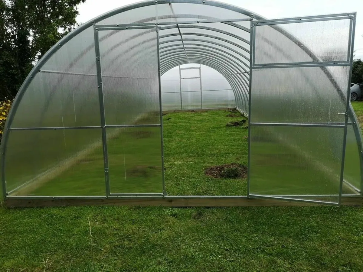 SALE - TITAN 4 Polycarbonate Greenhouse/Polytunnel - Image 4