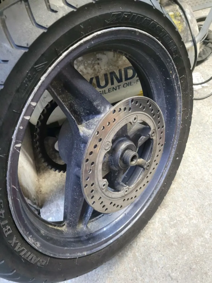 Garage clearout - Image 1