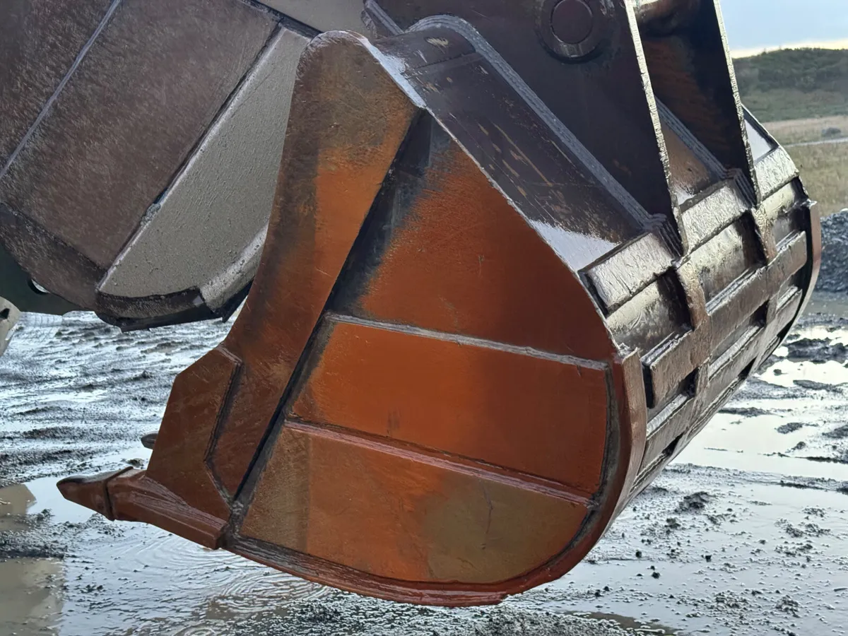 Heavy Digging Bucket - Image 3