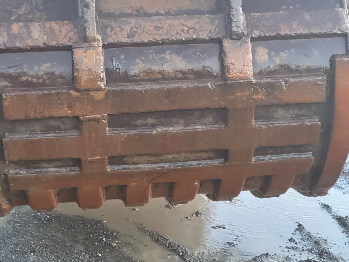 Heavy Digging Bucket - Image 1