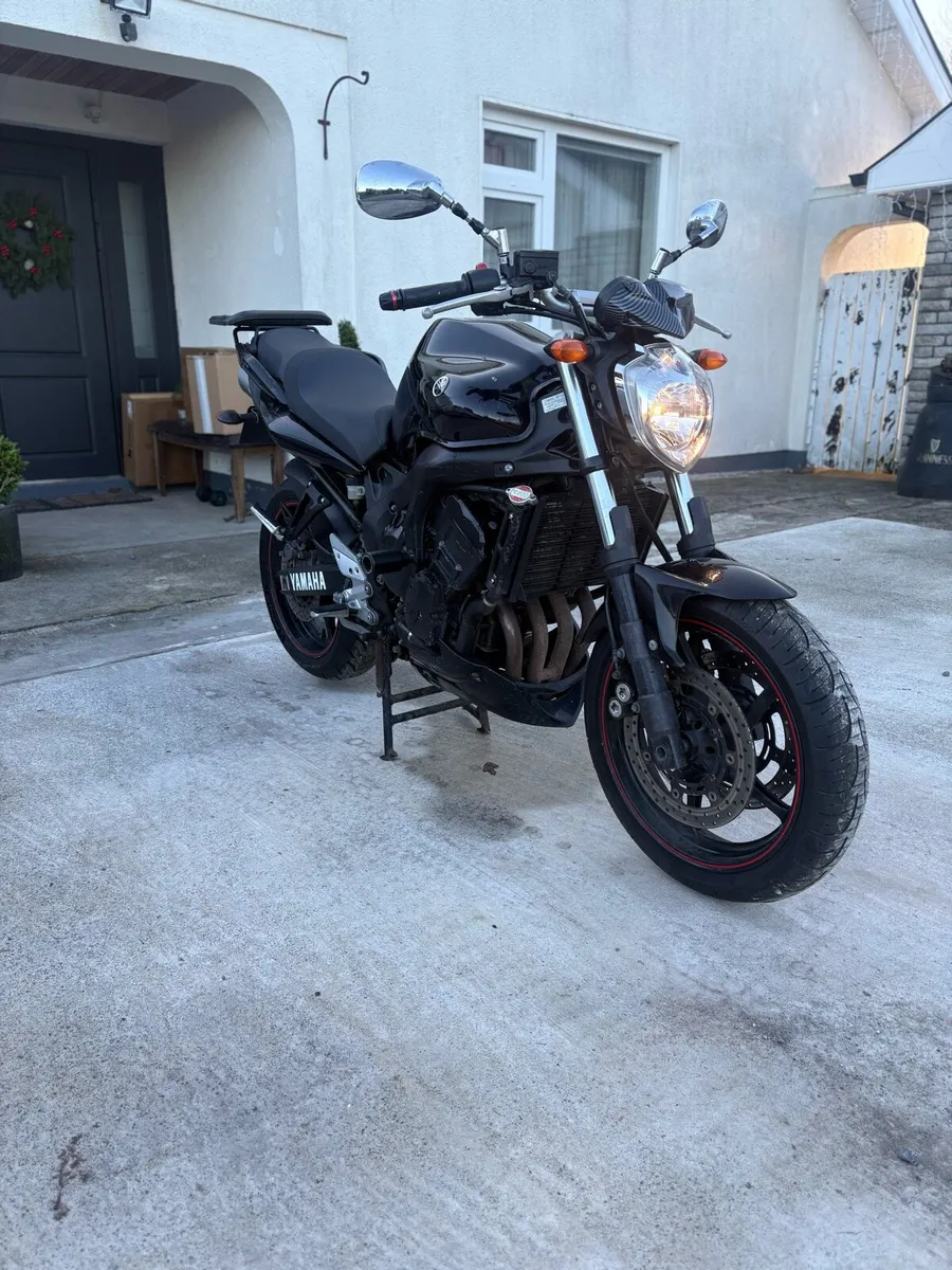 Yamaha fz6 2009 - Image 1