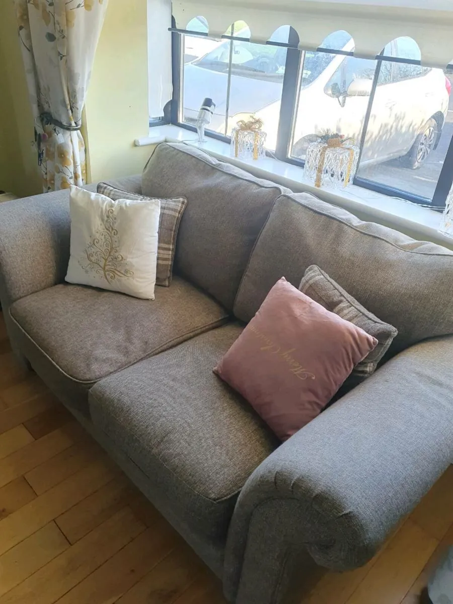 Ez Living 3 & 2 Seater and Ottoman - Image 4