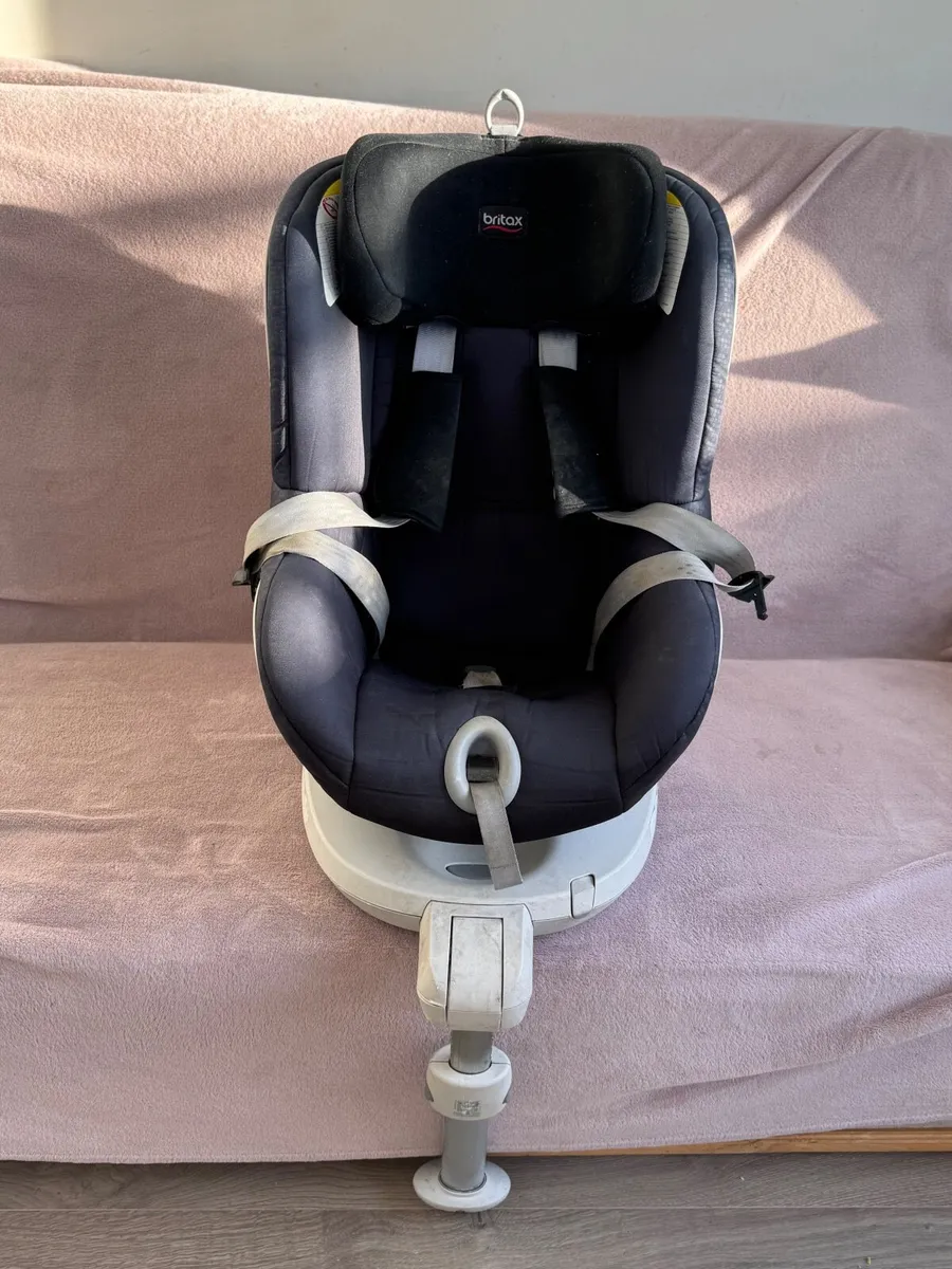 Child seat - Image 1