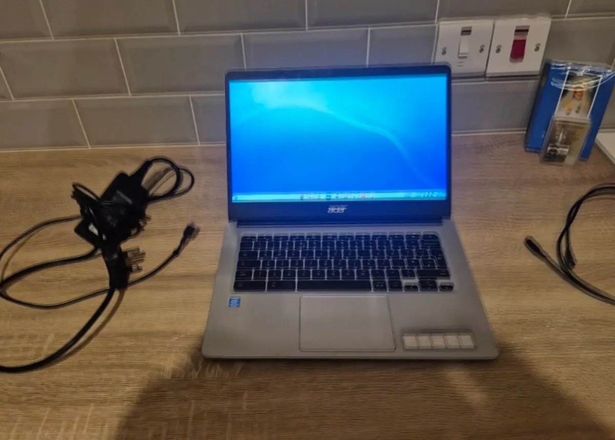 LAPTOP ACER CHROME BOOK PLUS 
514 14"  WORKING PER - Image 4