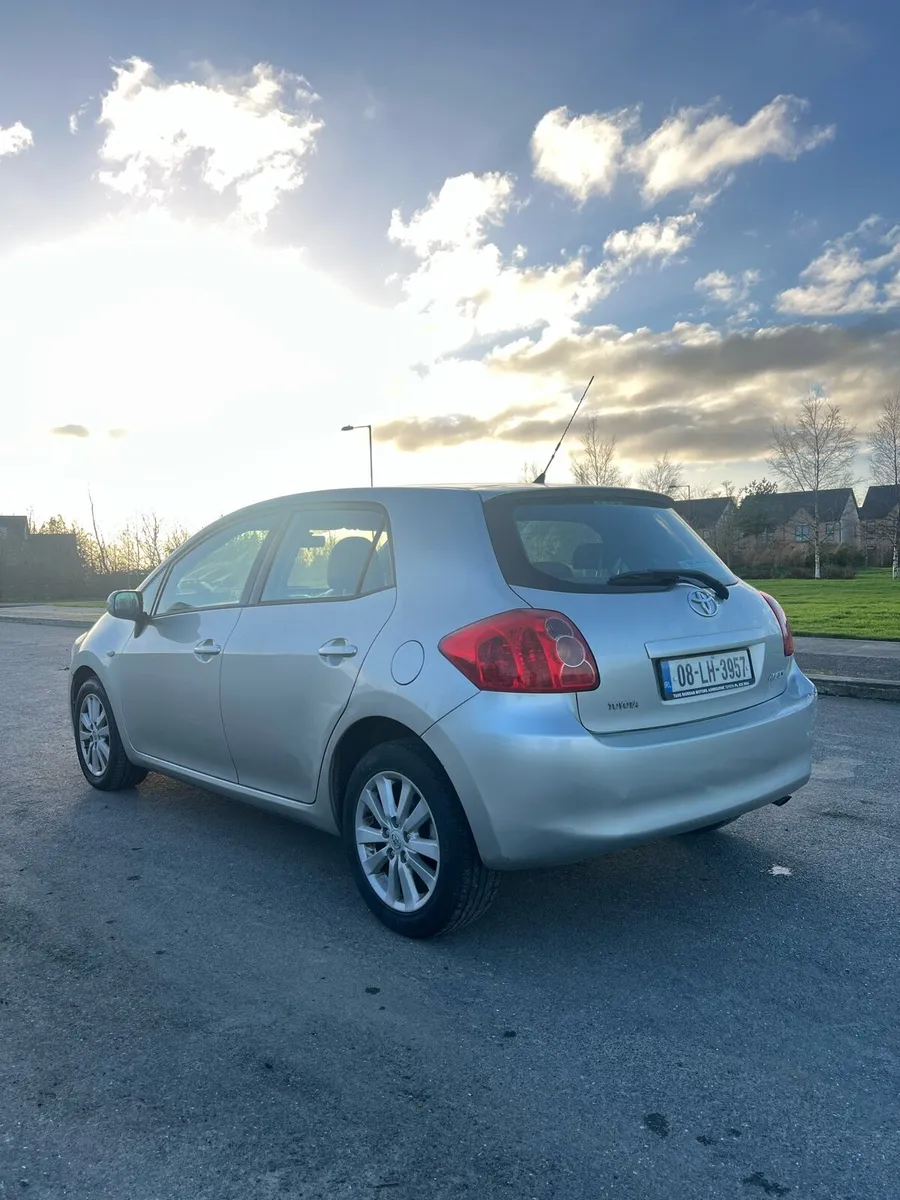 Toyota Auris 1.4petrol new nct - Image 3