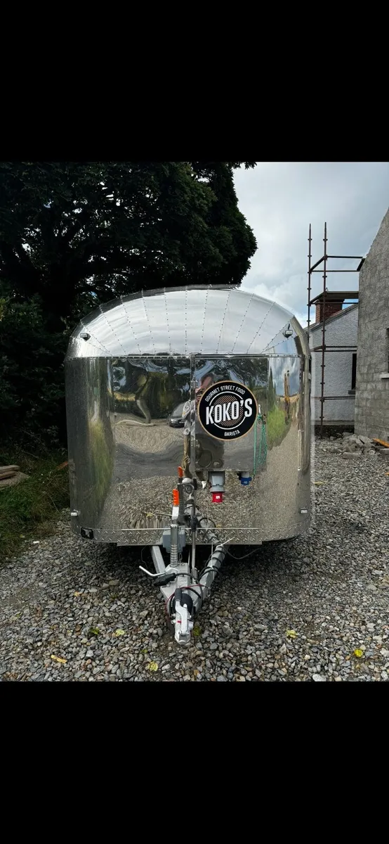 Airstream catering trailer - Image 2