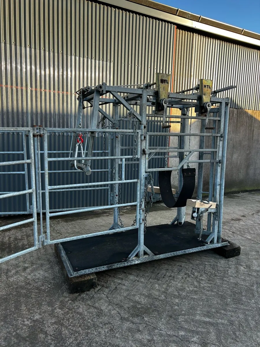 HTL manual hood trimming crush - Image 1