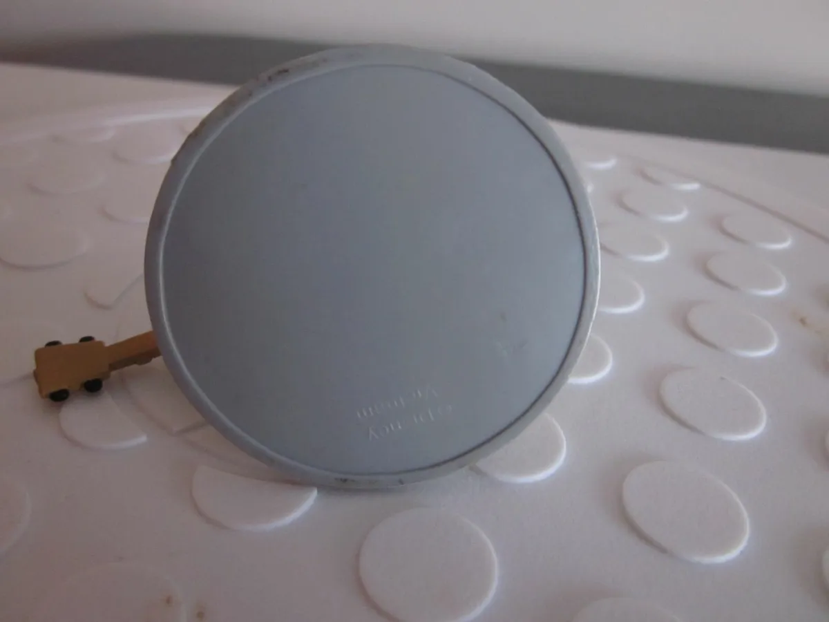 Disney Rocking Mickey Mouse w/ Guitar Figure - Image 4