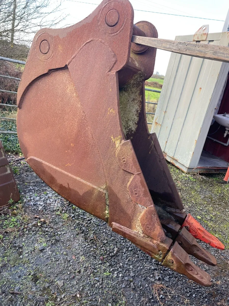 13t & 20t Digger Buckets - Image 2