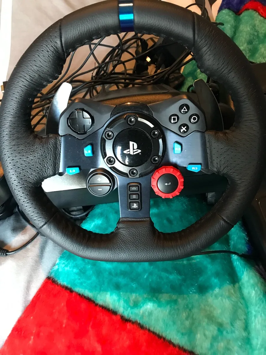 PS5 wheel/ pedals/ gear stick for sale - Image 3