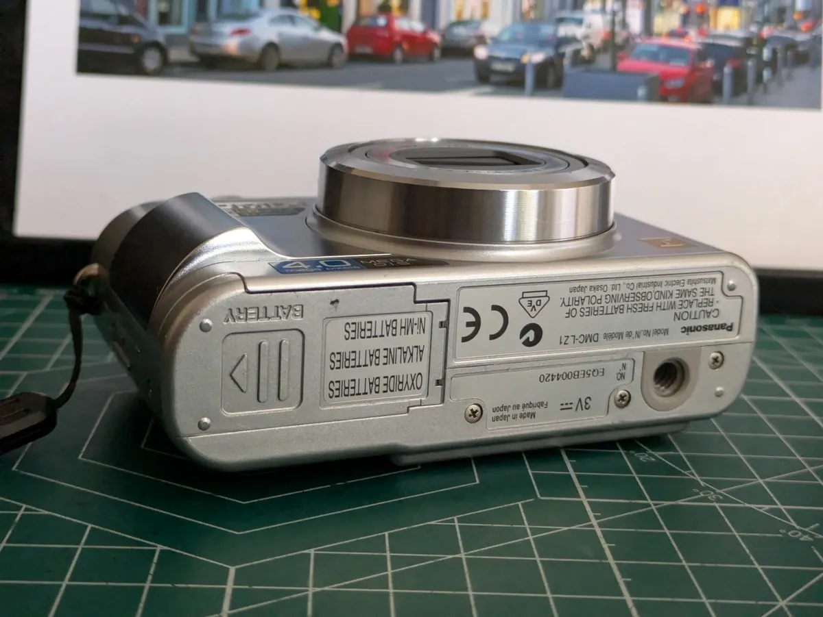 Panasonic Lumix LZ1 4MP CCD🌈 digicam - Image 4