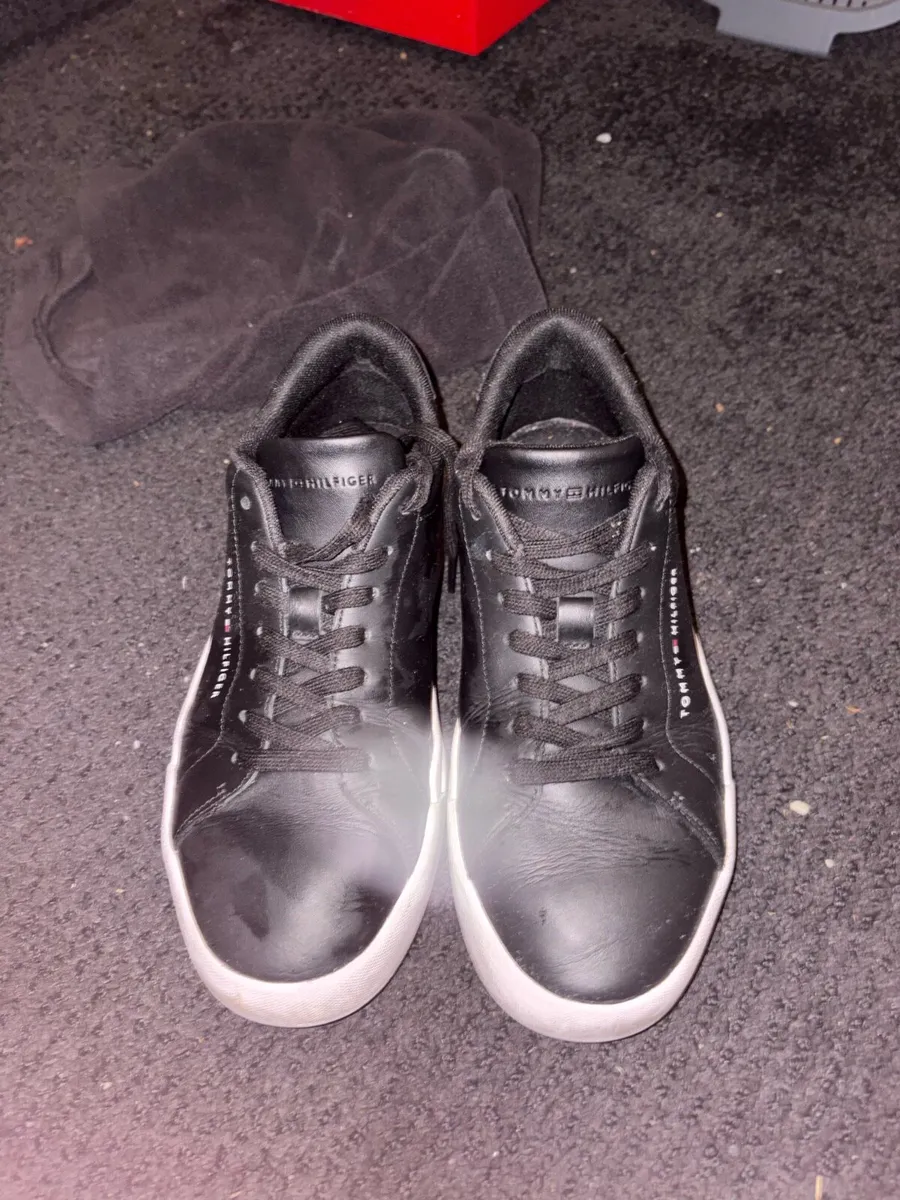 REAL TOMMY HILFIGER SHOES - Image 1