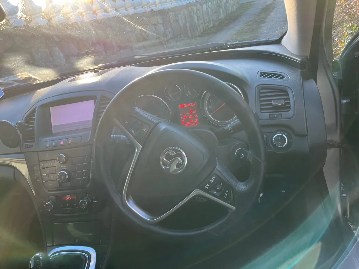 Vauxhall Insignia 2013 - Image 3