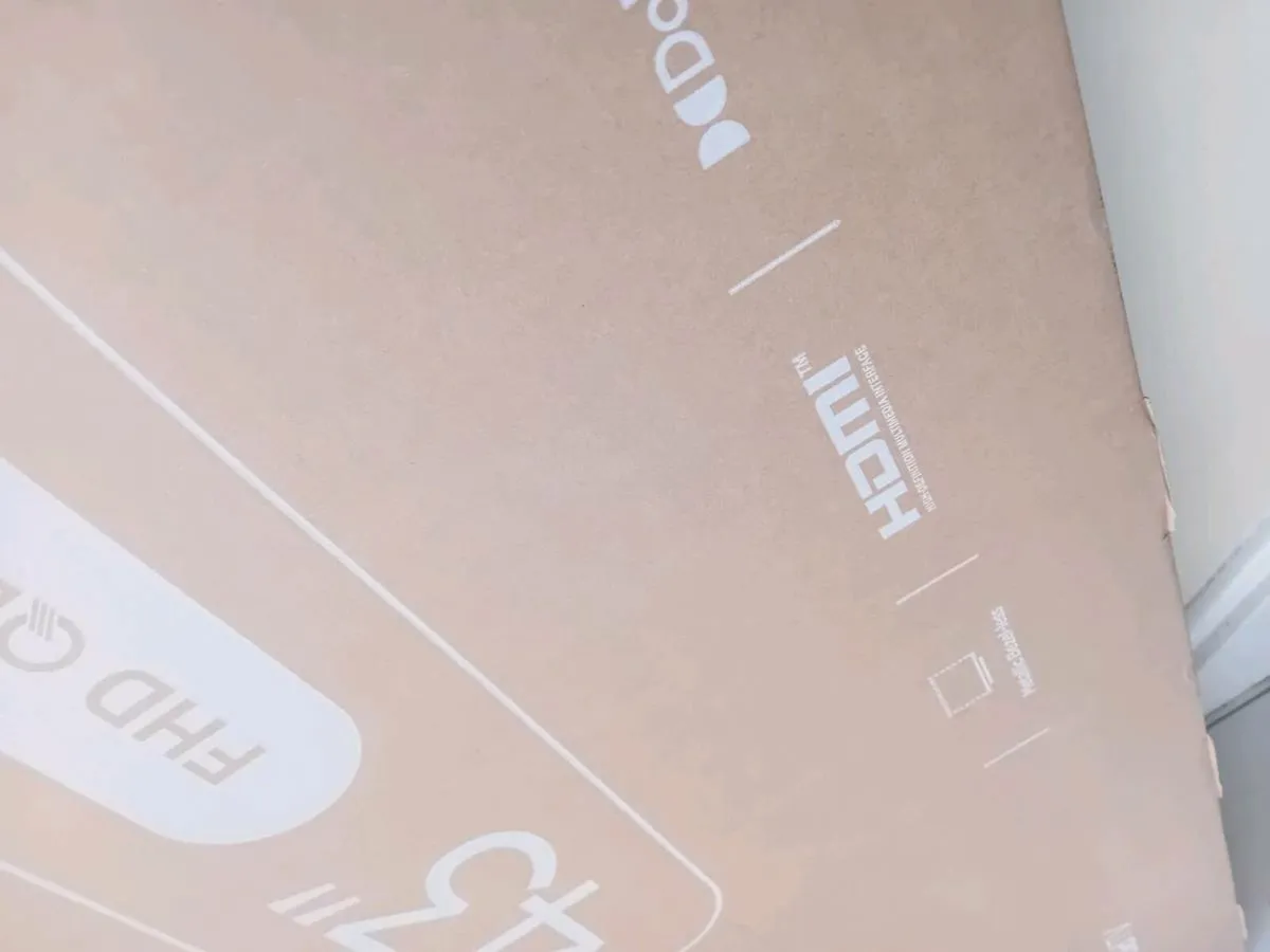 Tv for sale - Image 3